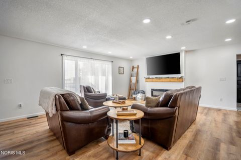 Tiny photo for 24579 Thompson Road, Perrysburg, OH 43551 (MLS # 10004562)