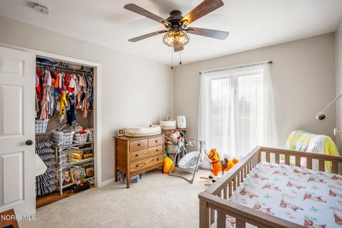 Tiny photo for 24579 Thompson Road, Perrysburg, OH 43551 (MLS # 10004562)