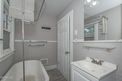 Tiny photo for 4335 Belmar Avenue, Toledo, OH 43612 (MLS # 10012164)