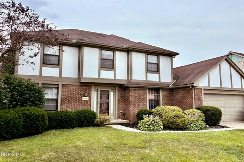 Photo of 8045 Bittersweet Road, Sylvania, OH 43560 (MLS # 10010794)