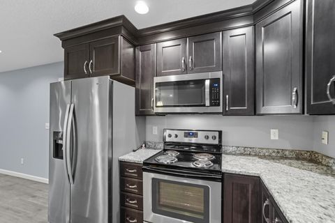 Tiny photo for 726 S Oak Street, Ottawa, OH 45875 (MLS # 10000111)
