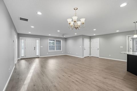 Tiny photo for 726 S Oak Street, Ottawa, OH 45875 (MLS # 10000111)
