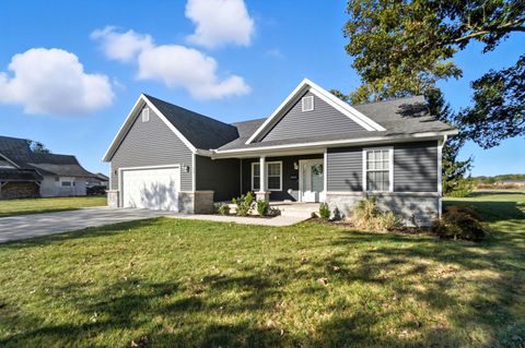 Tiny photo for 726 S Oak Street, Ottawa, OH 45875 (MLS # 10000111)