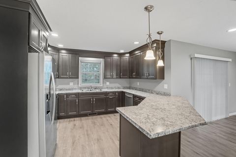 Tiny photo for 726 S Oak Street, Ottawa, OH 45875 (MLS # 10000111)