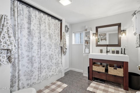 Tiny photo for 224 Hedges Street, Tiffin, OH 44883 (MLS # 10011170)