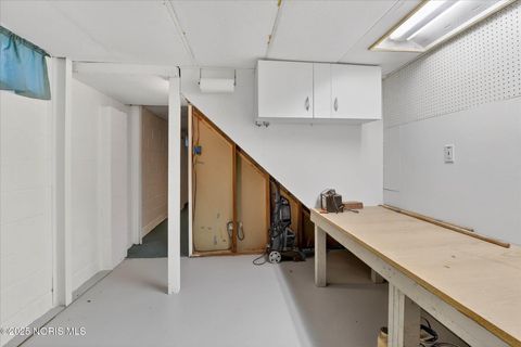 Tiny photo for 629 Pierce Street, Maumee, OH 43537 (MLS # 10002614)