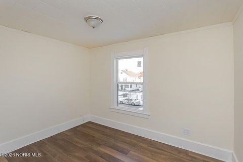 Tiny photo for 734 Brighton Avenue, Toledo, OH 43609 (MLS # 10003443)