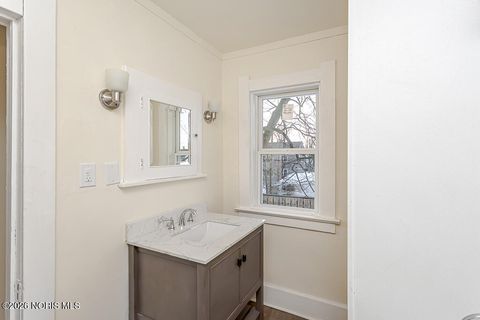 Tiny photo for 734 Brighton Avenue, Toledo, OH 43609 (MLS # 10003443)