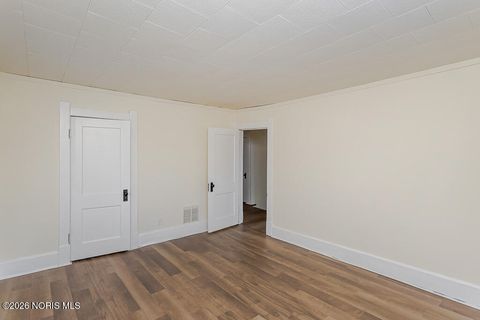 Tiny photo for 734 Brighton Avenue, Toledo, OH 43609 (MLS # 10003443)