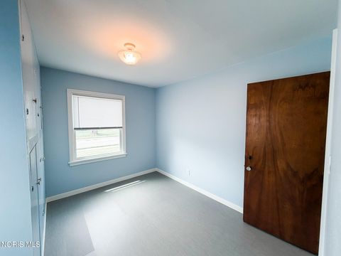 Tiny photo for 4810 295th Street, Toledo, OH 43611 (MLS # 10008545)