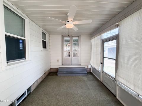 Tiny photo for 4810 295th Street, Toledo, OH 43611 (MLS # 10008545)