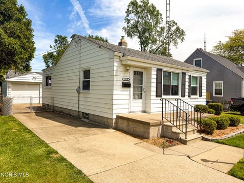 Tiny photo for 4810 295th Street, Toledo, OH 43611 (MLS # 10008545)