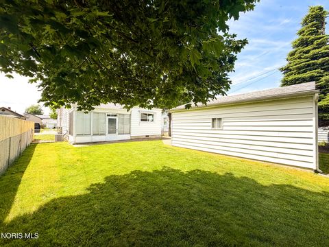 Tiny photo for 4810 295th Street, Toledo, OH 43611 (MLS # 10008545)