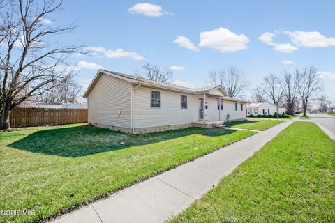 Tiny photo for 1032 Adams Street, Findlay, OH 45840 (MLS # 10005185)