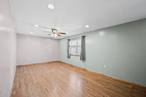 Tiny photo for 1032 Adams Street, Findlay, OH 45840 (MLS # 10005185)