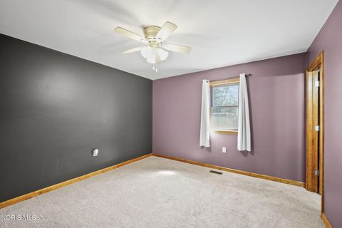 Tiny photo for 1032 Adams Street, Findlay, OH 45840 (MLS # 10005185)