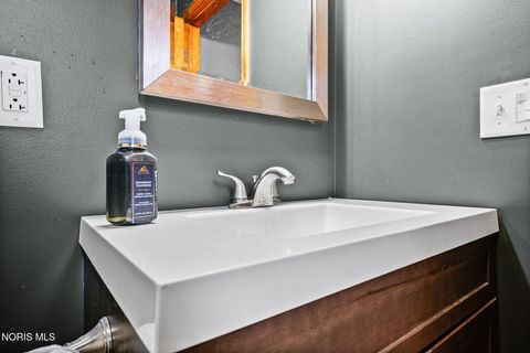 Tiny photo for 1032 Adams Street, Findlay, OH 45840 (MLS # 10005185)