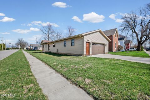 Tiny photo for 1032 Adams Street, Findlay, OH 45840 (MLS # 10005185)