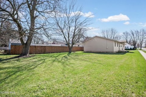 Tiny photo for 1032 Adams Street, Findlay, OH 45840 (MLS # 10005185)