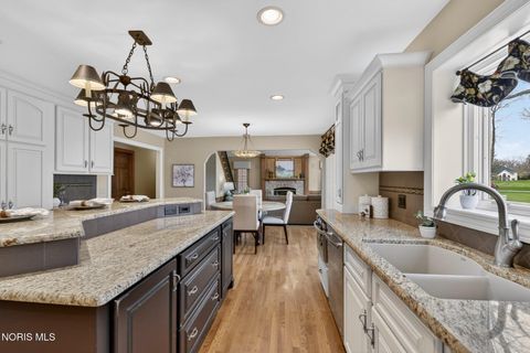 Tiny photo for 9114 Oak Valley Road, Holland, OH 43528 (MLS # 10006312)