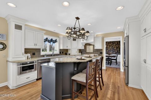 Tiny photo for 9114 Oak Valley Road, Holland, OH 43528 (MLS # 10006312)