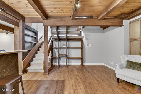 Tiny photo for 6927 Regents Park Boulevard, Toledo, OH 43617 (MLS # 10004832)