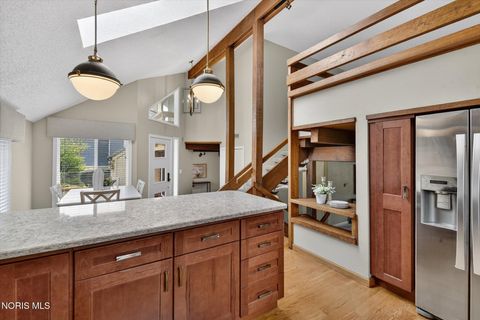 Tiny photo for 6927 Regents Park Boulevard, Toledo, OH 43617 (MLS # 10004832)