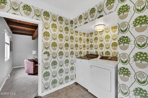 Tiny photo for 6927 Regents Park Boulevard, Toledo, OH 43617 (MLS # 10004832)