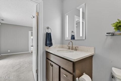 Tiny photo for 6927 Regents Park Boulevard, Toledo, OH 43617 (MLS # 10004832)