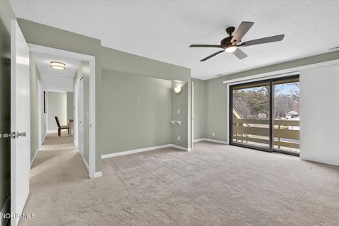 Tiny photo for 6927 Regents Park Boulevard, Toledo, OH 43617 (MLS # 10004832)