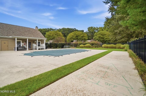 Tiny photo for 2279 Whispering Pines Drive, Toledo, OH 43617 (MLS # 10014011)