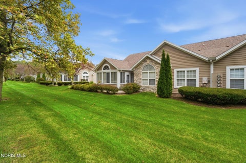 Tiny photo for 2279 Whispering Pines Drive, Toledo, OH 43617 (MLS # 10014011)