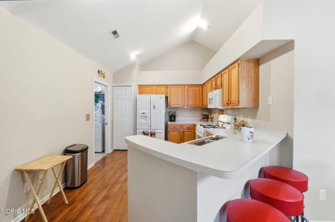 Tiny photo for 2279 Whispering Pines Drive, Toledo, OH 43617 (MLS # 10014011)