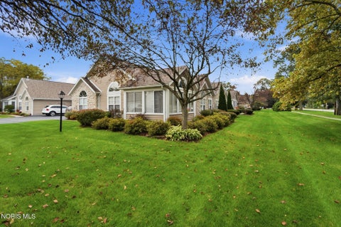 Tiny photo for 2279 Whispering Pines Drive, Toledo, OH 43617 (MLS # 10014011)