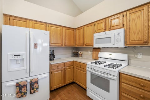 Tiny photo for 2279 Whispering Pines Drive, Toledo, OH 43617 (MLS # 10014011)
