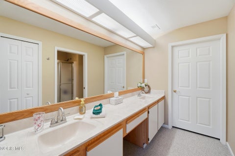 Tiny photo for 2279 Whispering Pines Drive, Toledo, OH 43617 (MLS # 10014011)