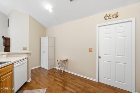 Tiny photo for 2279 Whispering Pines Drive, Toledo, OH 43617 (MLS # 10014011)