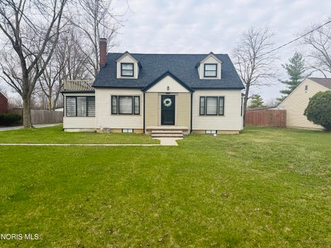 Photo of 508 Ralston Avenue, Defiance, OH 43512 (MLS # 10005474)