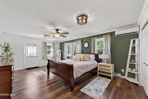 Tiny photo for 914 W Melrose Avenue, Findlay, OH 45840 (MLS # 10008408)