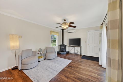 Tiny photo for 914 W Melrose Avenue, Findlay, OH 45840 (MLS # 10008408)