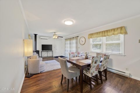 Tiny photo for 914 W Melrose Avenue, Findlay, OH 45840 (MLS # 10008408)