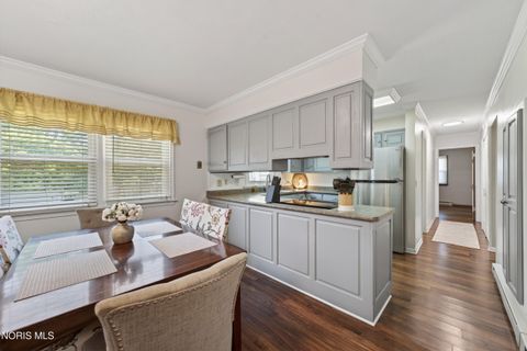 Tiny photo for 914 W Melrose Avenue, Findlay, OH 45840 (MLS # 10008408)