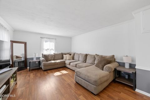 Tiny photo for 914 W Melrose Avenue, Findlay, OH 45840 (MLS # 10008408)