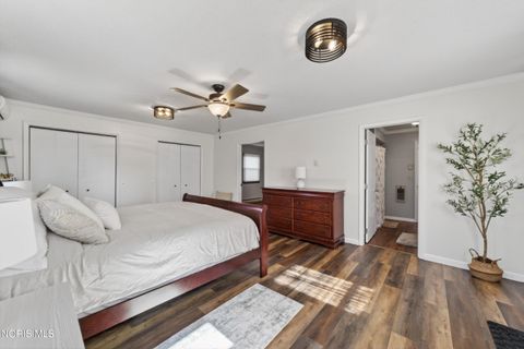 Tiny photo for 914 W Melrose Avenue, Findlay, OH 45840 (MLS # 10008408)