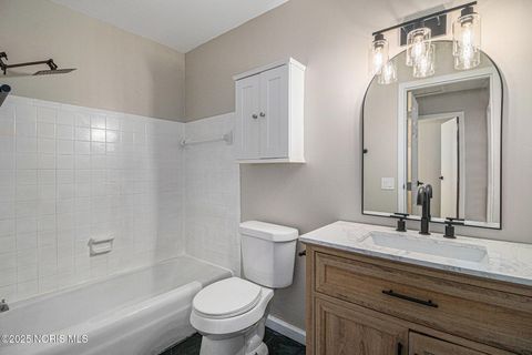 Tiny photo for 5662 Bernath Court, Toledo, OH 43615 (MLS # 6137011)