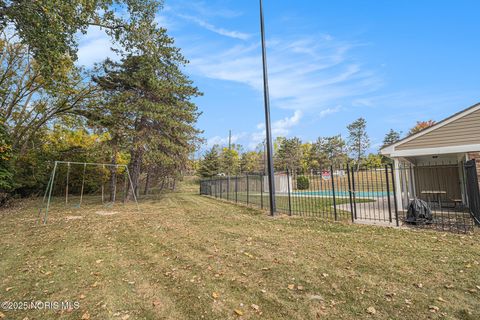 Tiny photo for 5662 Bernath Court, Toledo, OH 43615 (MLS # 6137011)