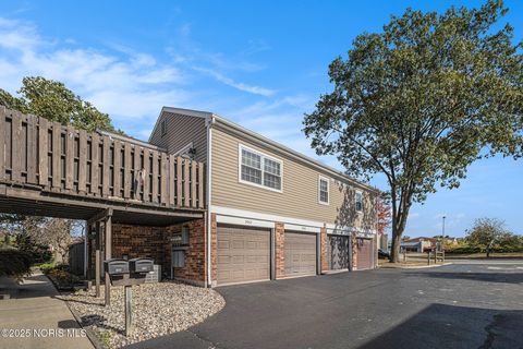 Photo of 5662 Bernath Court, Toledo, OH 43615 (MLS # 6137011)
