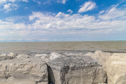 Tiny photo for 158 Clinton Reef Drive #158, Port Clinton, OH 43452 (MLS # 10007865)