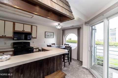 Tiny photo for 158 Clinton Reef Drive #158, Port Clinton, OH 43452 (MLS # 10007865)