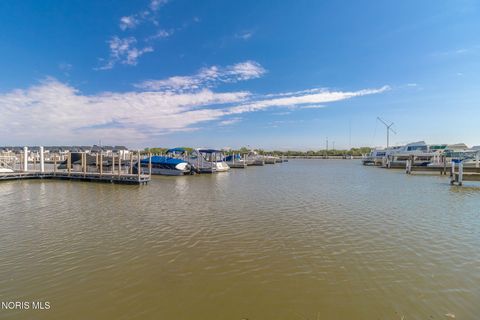 Tiny photo for 158 Clinton Reef Drive #158, Port Clinton, OH 43452 (MLS # 10007865)